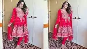 Sharadiya Navratri Look:  घटस्थापना के दिन अपने लुक को दें खास टच