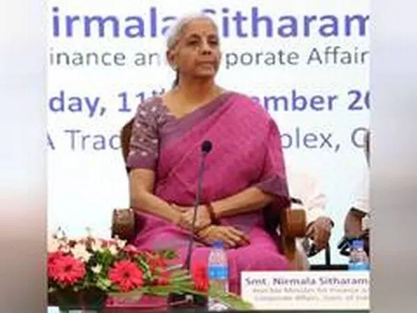 Sitharaman ने खड़गे की जब तक जिंदा रहूंगा... टिप्पणी की निंदा की