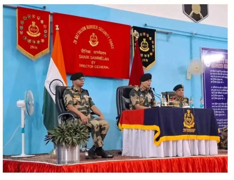 BSF महानिदेशक ने मौजूदा स्थिति का आकलन करने के लिए मणिपुर का दौरा किया