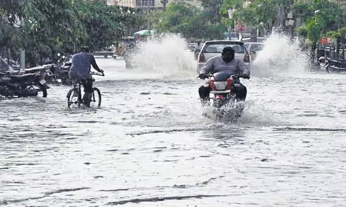 Telangana: तेलंगाना में 6 अक्टूबर तक हल्की बारिश जारी रहेगी