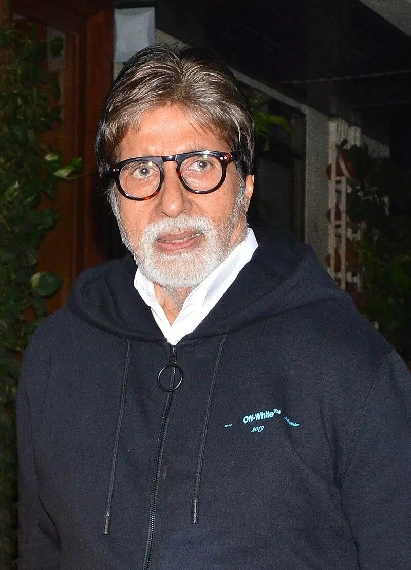 Amitabh बच्चन पढ़ाई में औसत रहे