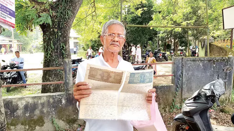 सेवानिवृत्त शिक्षक नागेन कलिता ने पूर्व ARSU अध्यक्ष रमेन सिंह राभा पर जमीन हड़पने का आरोप