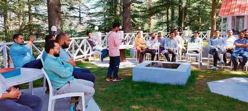 Himachal : चंबा में सतत पर्यटन शिविर का आयोजन