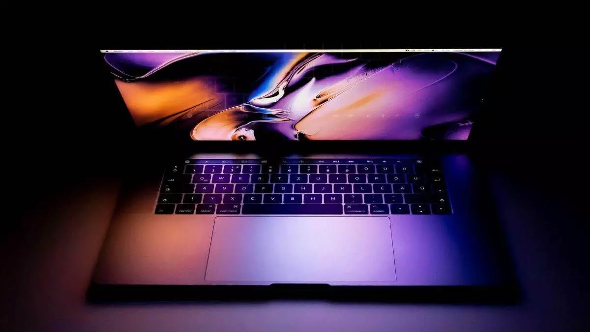 Apple जल्द लॉन्च करेगा MacBook का नया मॉडल, अपग्रेड के बाद मिलेंगे दमदार फीचर्स