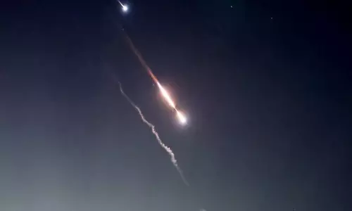 शीर्ष कमांडर की मौत, IDF ने बेरूत हवाई अड्डे के पास मिसाइल डिपो को नष्ट किया