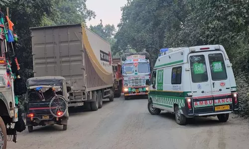 13 kilometer long jam: द्वारसुनी घाट पर राष्ट्रीय राजमार्ग चार दिनों तक जाम रहा 13 kilometer long jam: द्वारसुनी घाट पर राष्ट्रीय राजमार्ग चार दिनों तक जाम रहा