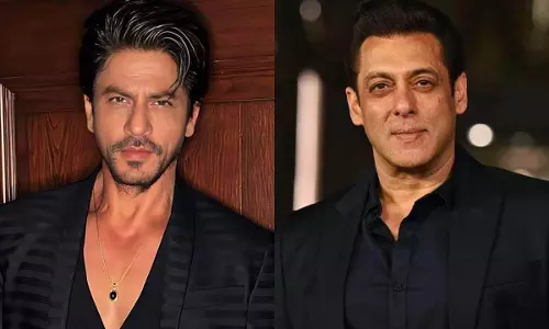 Shahrukh Khan के प्रशंसकों का सलमान खान के प्रशंसकों के खिलाफ गुस्सा Shahrukh Khan के प्रशंसकों का सलमान खान के प्रशंसकों के खिलाफ गुस्सा