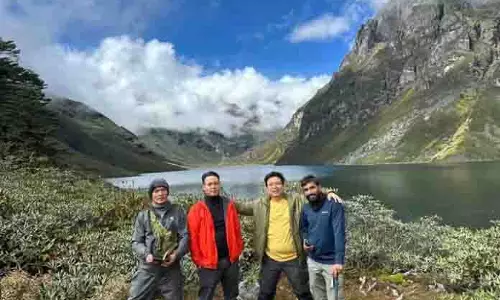 Arunachal : जेरजांग झील से ग्लेशियल झील विस्फोट बाढ़ (जीएलओएफ) का खतरा कम, डीडीएमए टीम ने कहा Arunachal : जेरजांग झील से ग्लेशियल झील विस्फोट बाढ़ (जीएलओएफ) का खतरा कम, डीडीएमए टीम ने कहा