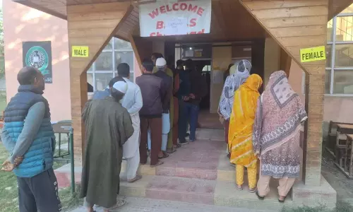 Jammu: जम्मू-कश्मीर विधानसभा चुनाव का तीसरा चरण Jammu: जम्मू-कश्मीर विधानसभा चुनाव का तीसरा चरण