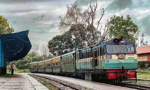 Himachal : पठानकोट से जोगिंदरनगर तक रेल सेवा शुरू नहीं हो पाई