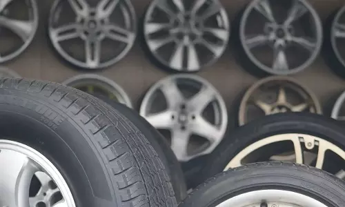 Tolins Tyres के शेयर में -0.03% की गिरावट