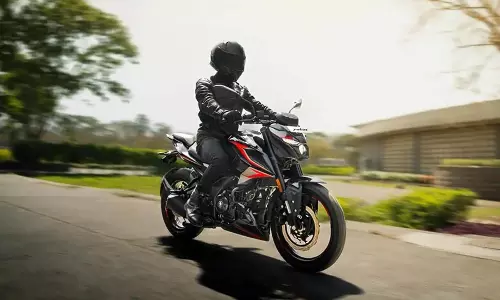 कंपनी की बाइक्स को आप फ्लिपकार्ट से खरीद सकते