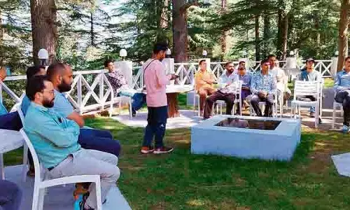 Himachal : चंबा में सतत पर्यटन शिविर का आयोजन Himachal : चंबा में सतत पर्यटन शिविर का आयोजन