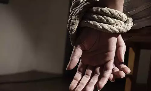 Assam : असमिया अभिनेत्री जिया डेका का गुवाहाटी रेडिसन ब्लू के पास अपहरण कर लिया Assam : असमिया अभिनेत्री जिया डेका का गुवाहाटी रेडिसन ब्लू के पास अपहरण कर लिया