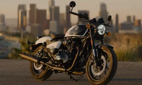 Royal Enfield ने रिफ्लेक्टर समस्या के कारण भारत सहित दुनियाभर से मोटरसाइकिलें वापस मंगाईं Royal Enfield ने रिफ्लेक्टर समस्या के कारण भारत सहित दुनियाभर से मोटरसाइकिलें वापस मंगाईं