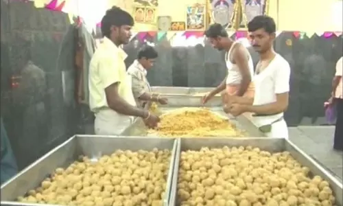 सुप्रीम कोर्ट की सुनवाई के बीच तिरुपति लड्डू प्रसादम मामले की SIT जांच 3 अक्टूबर तक स्थगित