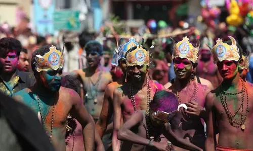 KERALA : इस सबरीमाला तीर्थयात्रा के दौरान अयप्पा भक्तों को कुरी के लिए भुगतान