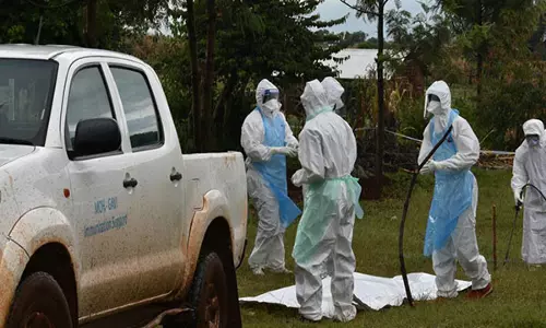 Rwanda में मारबर्ग वायरस के कारण 300 से ज़्यादा संक्रमण और 8 मौतें हुईं Rwanda में मारबर्ग वायरस के कारण 300 से ज़्यादा संक्रमण और 8 मौतें हुईं