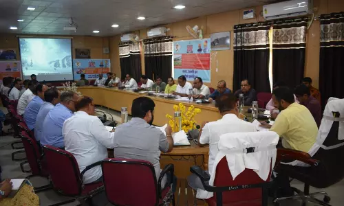 Baran: विभागीय कार्यों व बजट घोषणाओं के प्रगति रिपोर्ट को लेकर की चर्चा