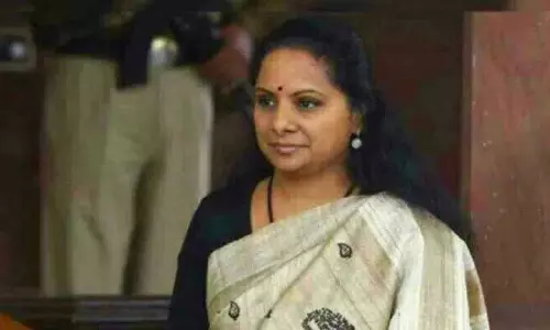 BRS नेता कविता हैदराबाद में जांच के लिए निजी अस्पताल में भर्ती BRS नेता कविता हैदराबाद में जांच के लिए निजी अस्पताल में भर्ती