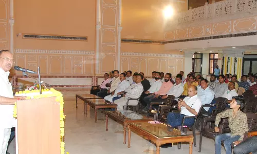 Jaipur: विधान सभा में उप सचिव रघुवीर सिंह का सेवानिवृत्ति समारोह
