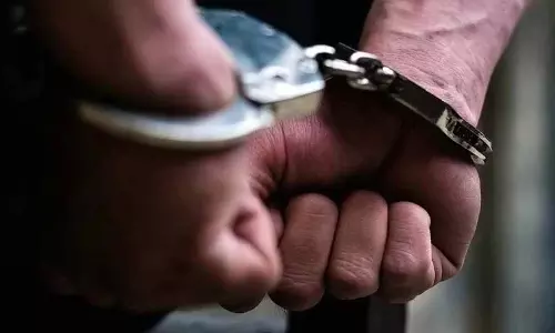 Goa कोर्ट में दो महिला सहकर्मियों से छेड़छाड़ के आरोप में वकील गिरफ्तार Goa कोर्ट में दो महिला सहकर्मियों से छेड़छाड़ के आरोप में वकील गिरफ्तार
