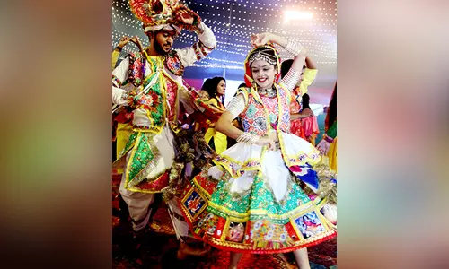 Gujarat सरकार राज्य के नौ मंदिरों में नवरात्रि सांस्कृतिक कार्यक्रम आयोजित करेगी