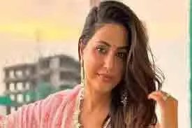 Hina Khan: कैंसर से जूझ रहीं हिना खान जीती हैं आलीशान जिंदगी