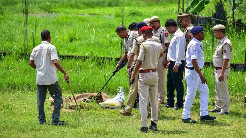 Assam : एनआईए ने लखीमपुर से जिंदा आईईडी बरामद किया