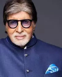 Amitabh Bachchan एक दिन में 200 सिगरेट पीते