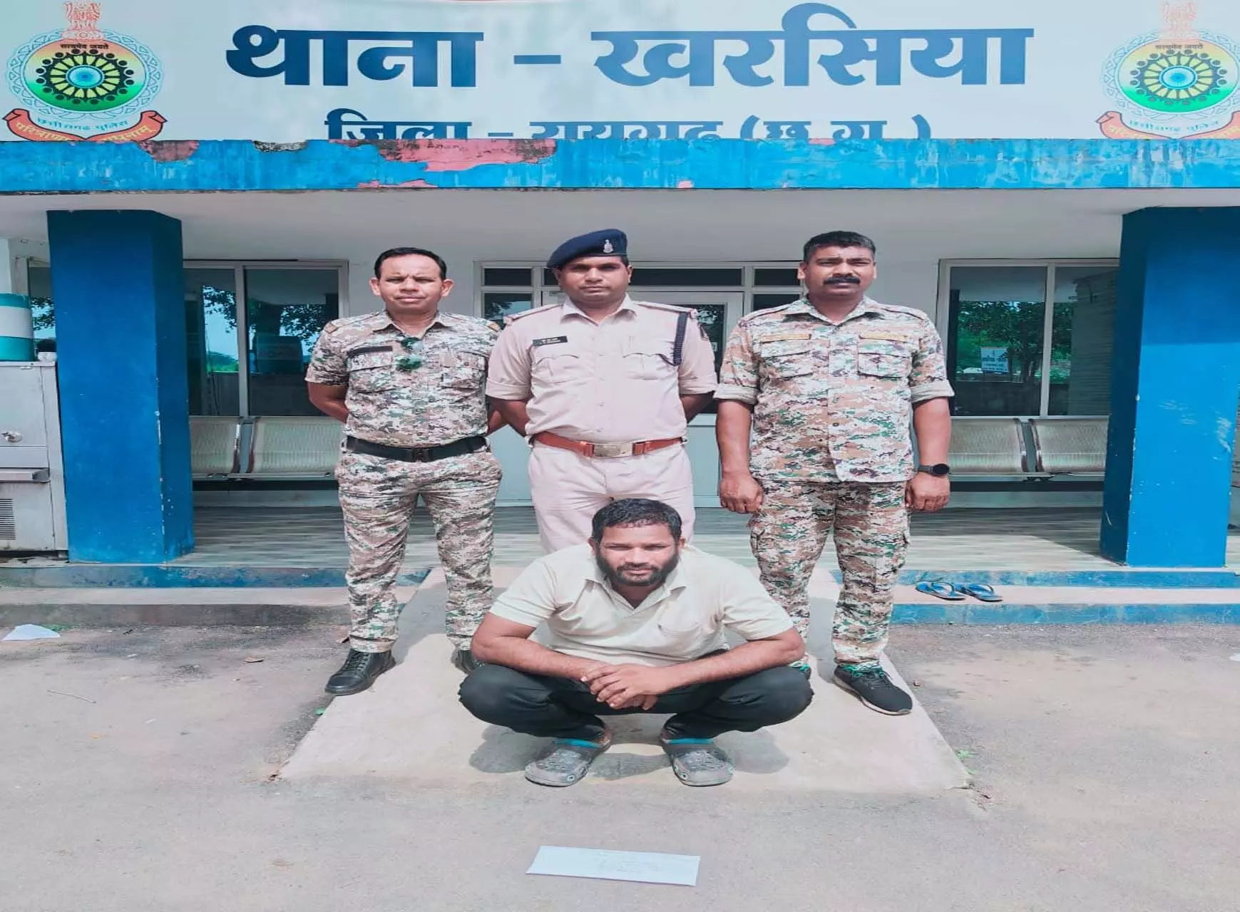 सट्टा लिखते युवक को पुलिस ने पकड़ा, सट्टा पर्ची और नकदी जब्त