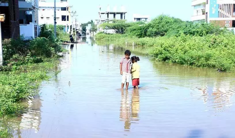 Sangareddy में भारी बारिश, कई निचले इलाके जलमग्न