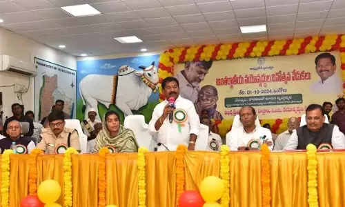 Andhra: ओंगोल गांव स्तर पर वरिष्ठ नागरिक क्लबों की स्थापना पर विचार Andhra: ओंगोल गांव स्तर पर वरिष्ठ नागरिक क्लबों की स्थापना पर विचार