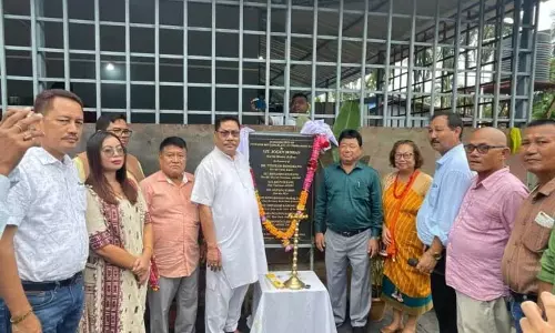 Baithalangso कांच जल बोतल संयंत्र का उद्घाटन Baithalangso कांच जल बोतल संयंत्र का उद्घाटन