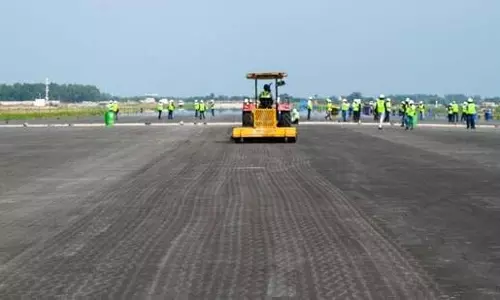 Noida: नोएडा अंतरराष्ट्रीय हवाई अड्डे से पहली उड़ान 17 अप्रैल को शुरू होगी