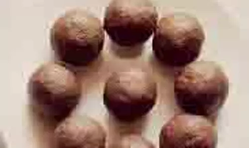 Special Sweet Recipe: पौष्टिकता से भरपूर रागी लड्डू