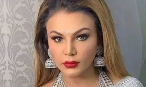Rakhi Sawant ने दुबई से रोते हुए प्रधानमंत्री मोदी से अपील की