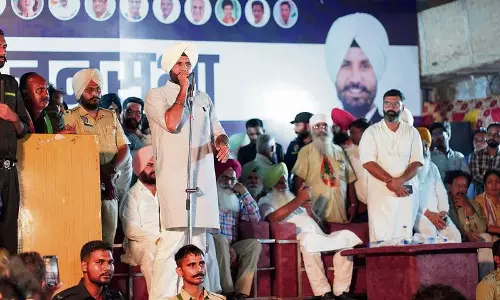Punjab कांग्रेस प्रमुख ने गोपाल कांडा पर चुनाव में धनबल का इस्तेमाल करने का आरोप Punjab कांग्रेस प्रमुख ने गोपाल कांडा पर चुनाव में धनबल का इस्तेमाल करने का आरोप