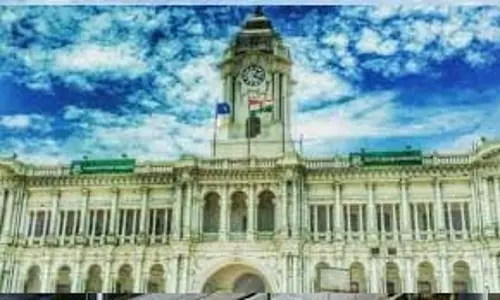 चेन्नई कॉर्पोरेशन ने स्ट्रीट वेंडर्स के लिए मोबाइल ऐप लॉन्च किया चेन्नई कॉर्पोरेशन ने स्ट्रीट वेंडर्स के लिए मोबाइल ऐप लॉन्च किया