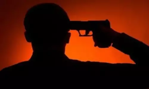 पुलिस अधिकारी ने थाने में खुद को गोली से उड़ाया, सुसाइड से हड़कंप