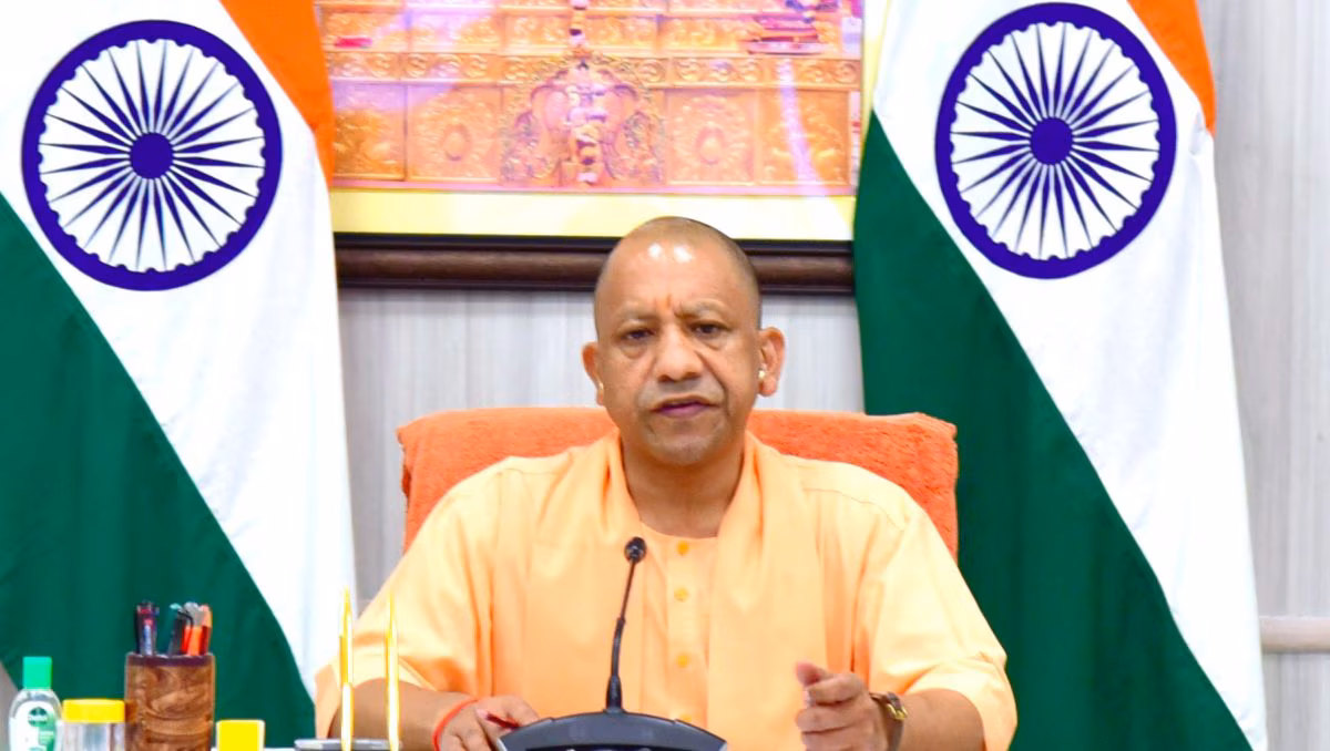 Lucknow: हर जिले में, गांव हो या नगरीय क्षेत्र, सड़कें अच्छी होनी चाहिए: सीएम योगी Lucknow: हर जिले में, गांव हो या नगरीय क्षेत्र, सड़कें अच्छी होनी चाहिए: सीएम योगी