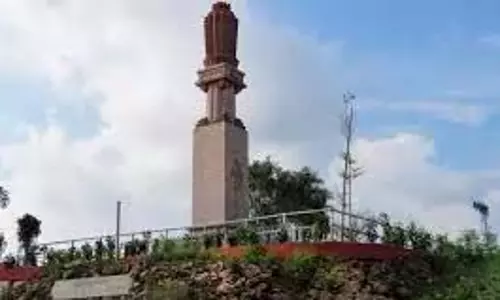 Vijayawada में गांधी हिल राष्ट्रपिता को एक अनूठी श्रद्धांजलि