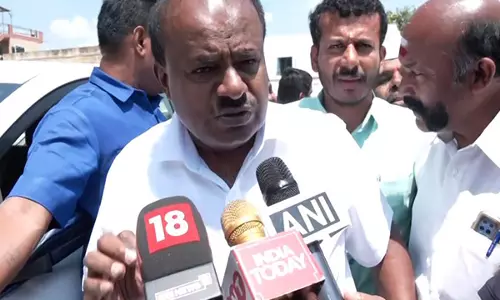 कर्नाटक सरकार अधिकारियों का दुरुपयोग करके सिद्धारमैया को बचाने की कोशिश कर रही है: HD कुमारस्वामी