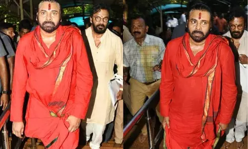 लड्डू विवाद: Pawan Kalyan ने तिरुपति मंदिर तक पैदल मार्च पूरा किया लड्डू विवाद: Pawan Kalyan ने तिरुपति मंदिर तक पैदल मार्च पूरा किया