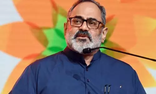 सीएम पिनाराई विजयन ने भी माना सोना तस्करी का केंद्र बन रहा है केरल: राजीव चंद्रशेखर सीएम पिनाराई विजयन ने भी माना सोना तस्करी का केंद्र बन रहा है केरल: राजीव चंद्रशेखर