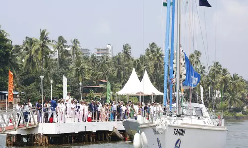 Panaji: भारतीय नौसेना की दो महिलाएं दूसरे वैश्विक जलयात्रा अभियान पर रवाना