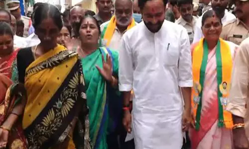 G Kishan Reddy ने मुसी नदी सौंदर्यीकरण परियोजना के बाद स्थानांतरित किए जा रहे परिवारों से मुलाकात की