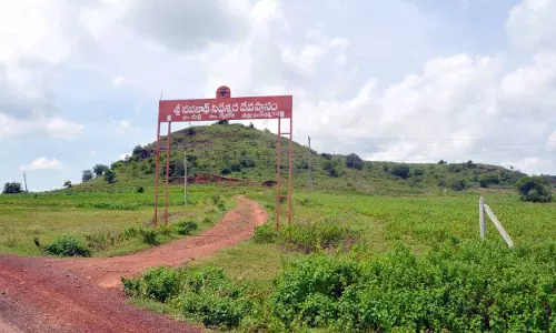 फार्मा हब का विरोध कर रहे किसानों को BRS करेगी समर्थन फार्मा हब का विरोध कर रहे किसानों को BRS करेगी समर्थन