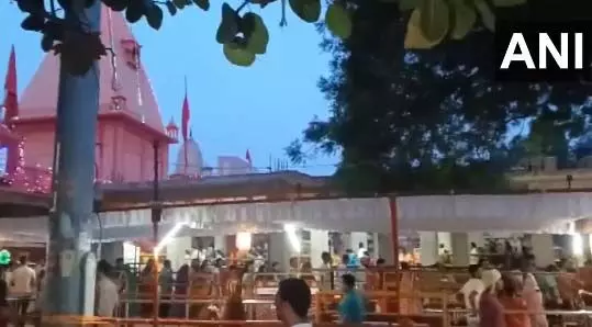 नवरात्रि आज से, सुबह से दुर्गा मंदिरों में उमड़ी भीड़