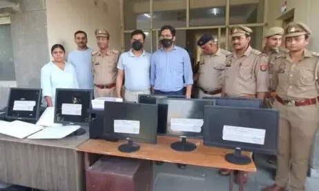 NCR Noida: सेक्टर 63 पुलिस ने ठगी करने वाले कॉल सेंटर का पर्दाफाश किया